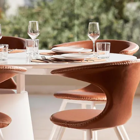Elaia Luxury Glyfada Апартаменты *
